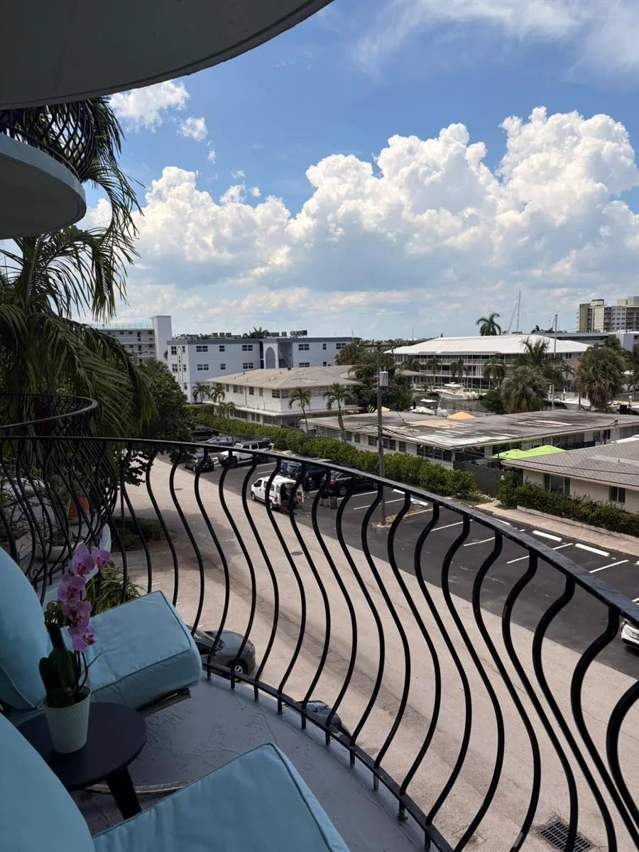 3250 NE 28TH Street # 405, Fort Lauderdale, FL 33308 photo 3