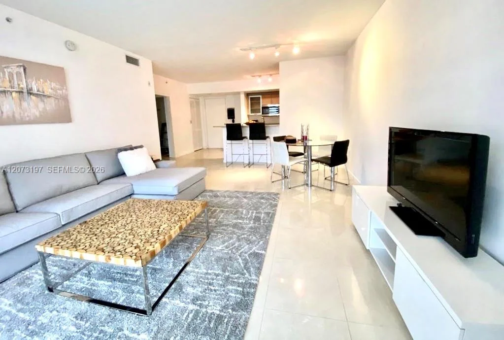 2775 NE 187th St # 419, Aventura, FL 33180