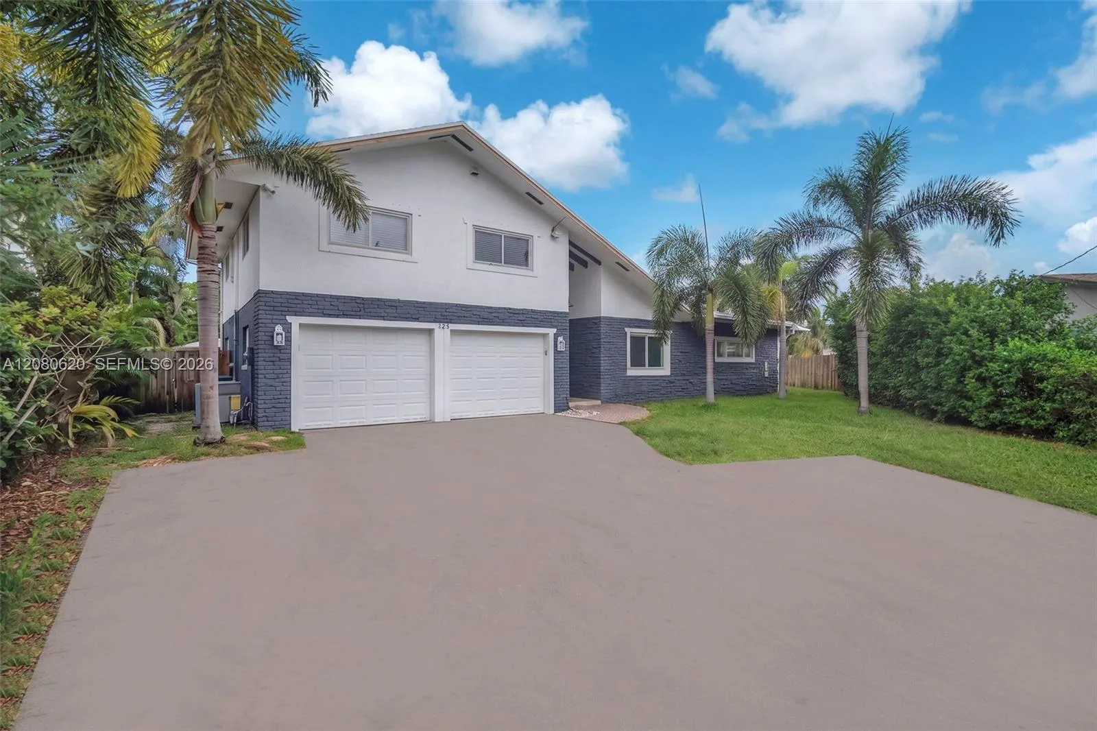 1436 NW 8th St, Dania Beach, FL 33004