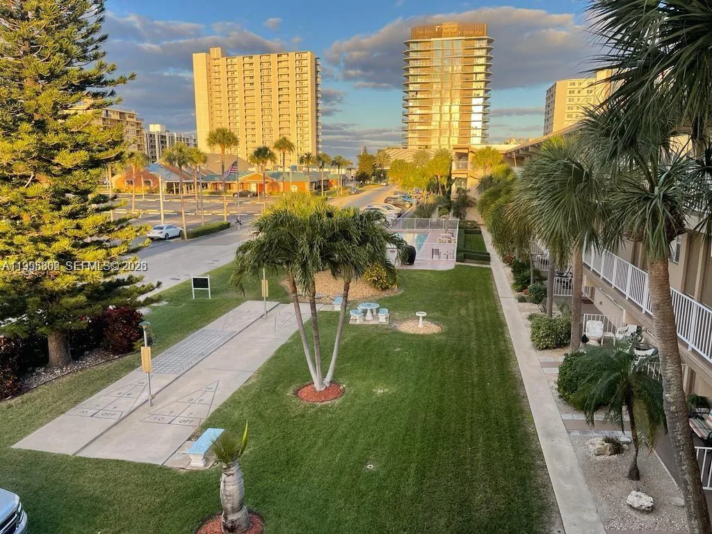 3200 NE 7th Ct # 306C, Pompano Beach, FL 33062