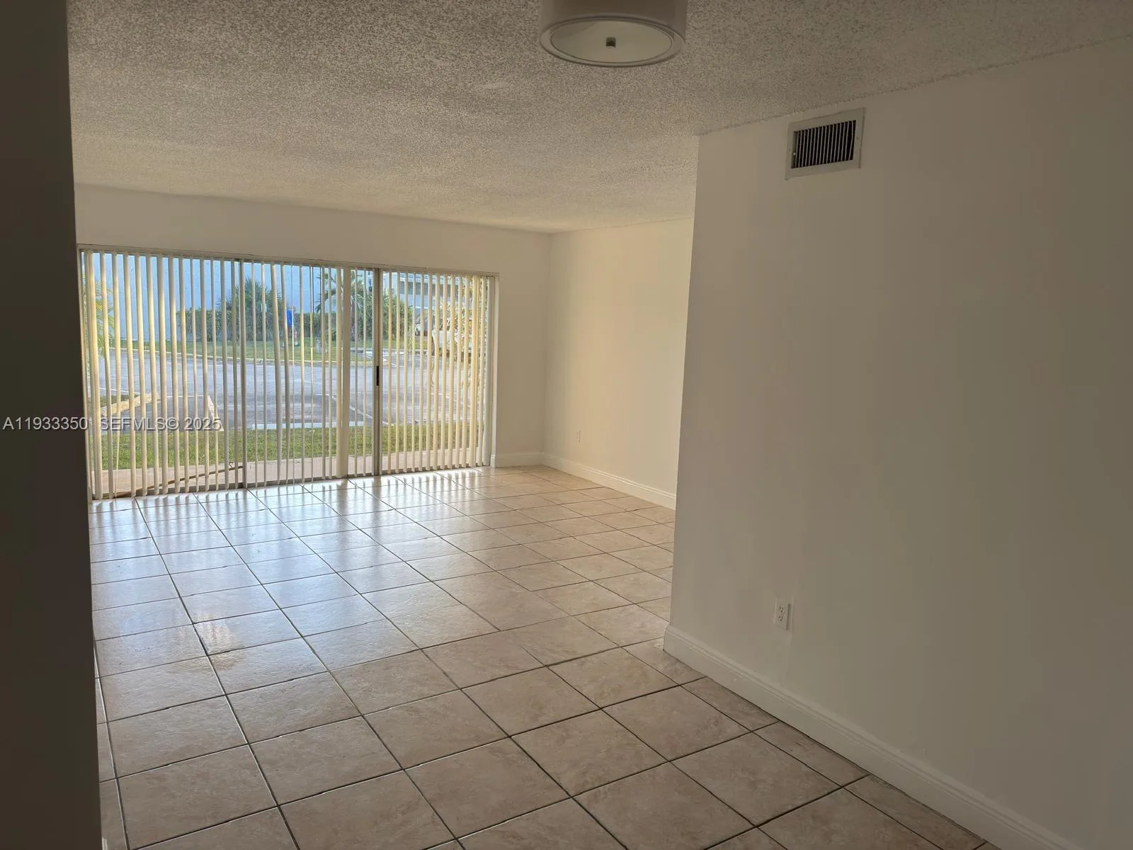 9369 Fontainebleau Blvd # J107, Miami, FL 33172 photo 3