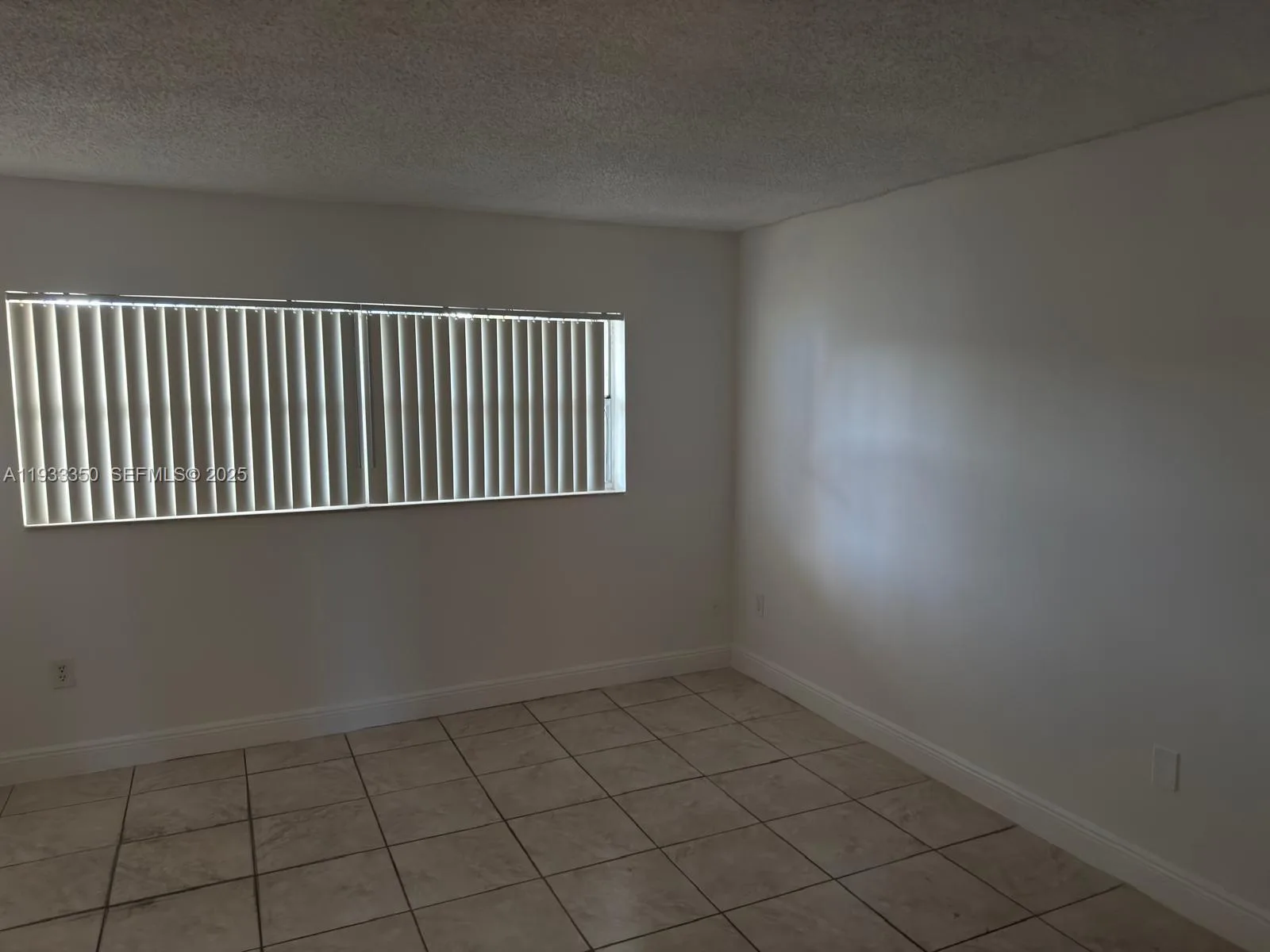 9369 Fontainebleau Blvd # J107, Miami, FL 33172 photo 4
