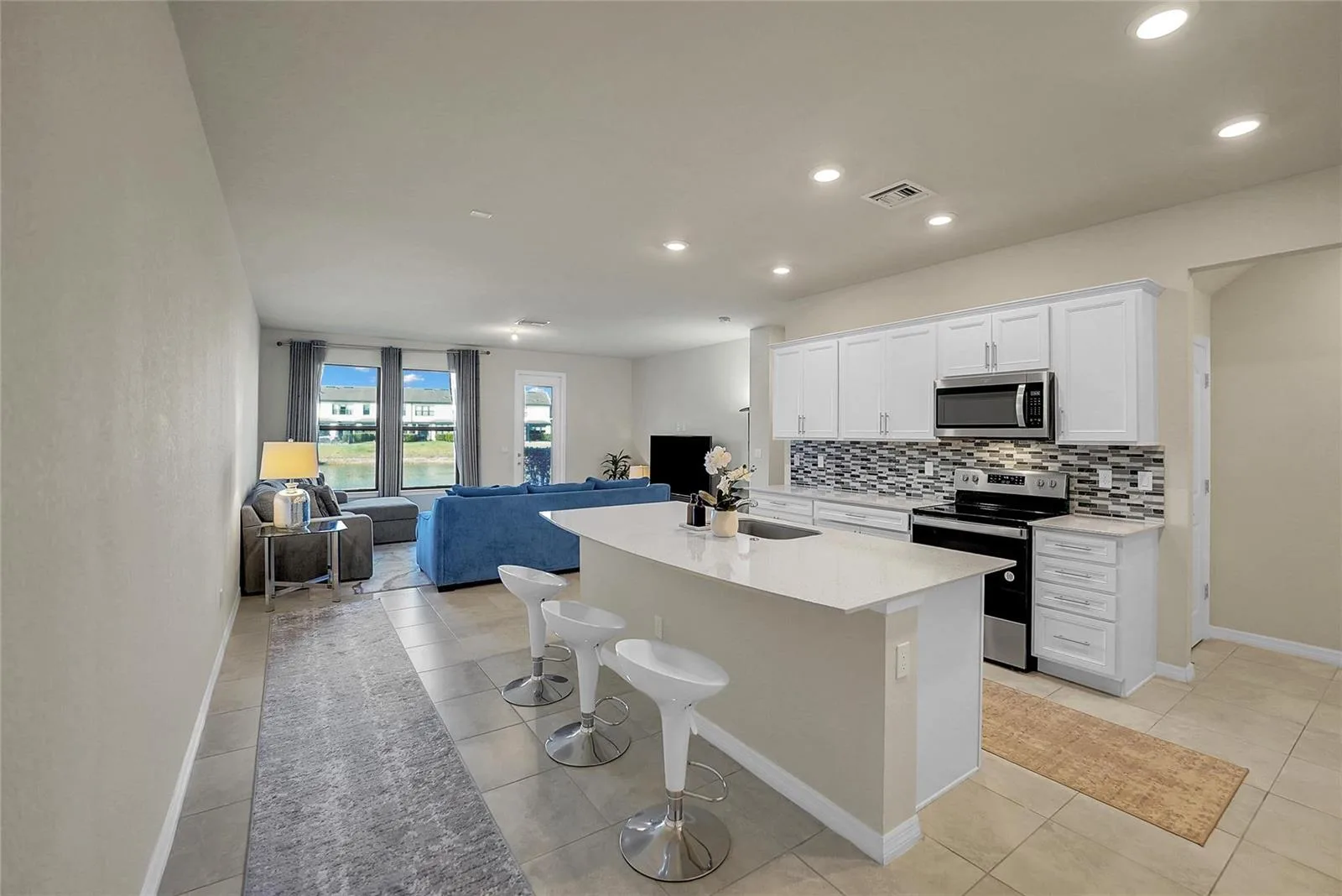 2293 S Appleton Circle, Oakland Park, FL 33309