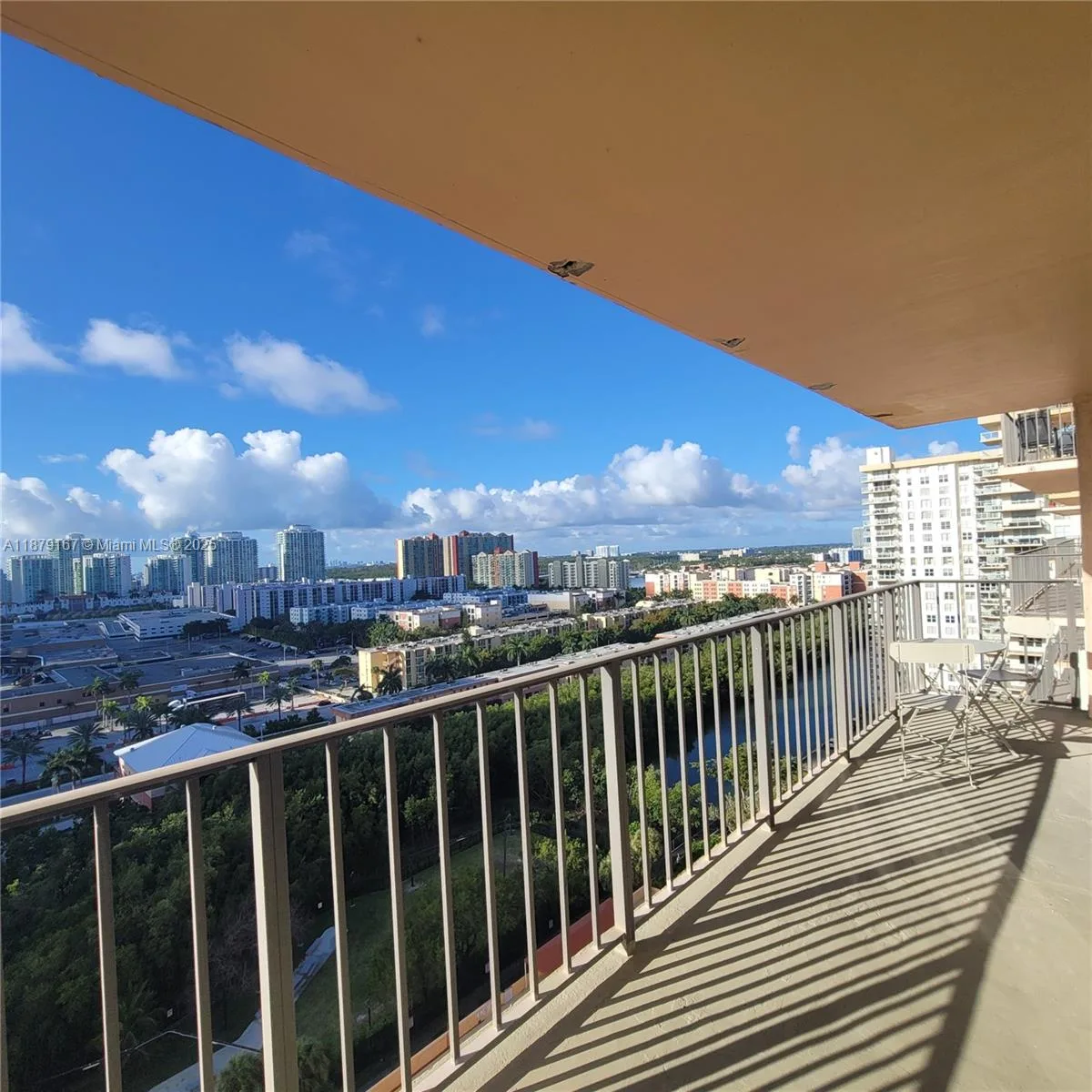 210 174th St # 1806, Sunny Isles Beach, FL 33160 photo 4