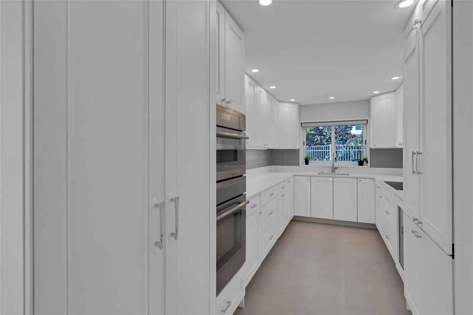 1922 S Ocean Lane # 10, Fort Lauderdale, FL 33316 photo 12