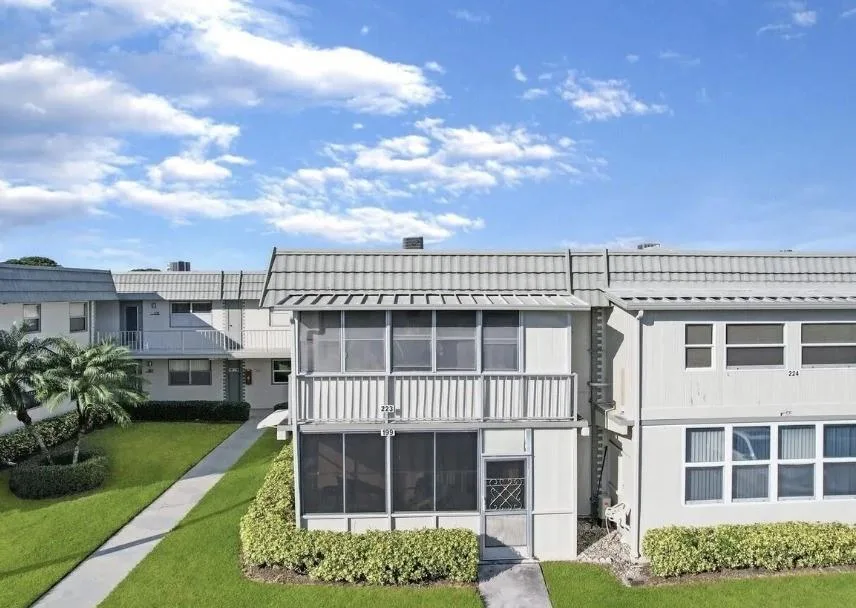 223 Flanders # E, Delray Beach, FL 33484 photo 2
