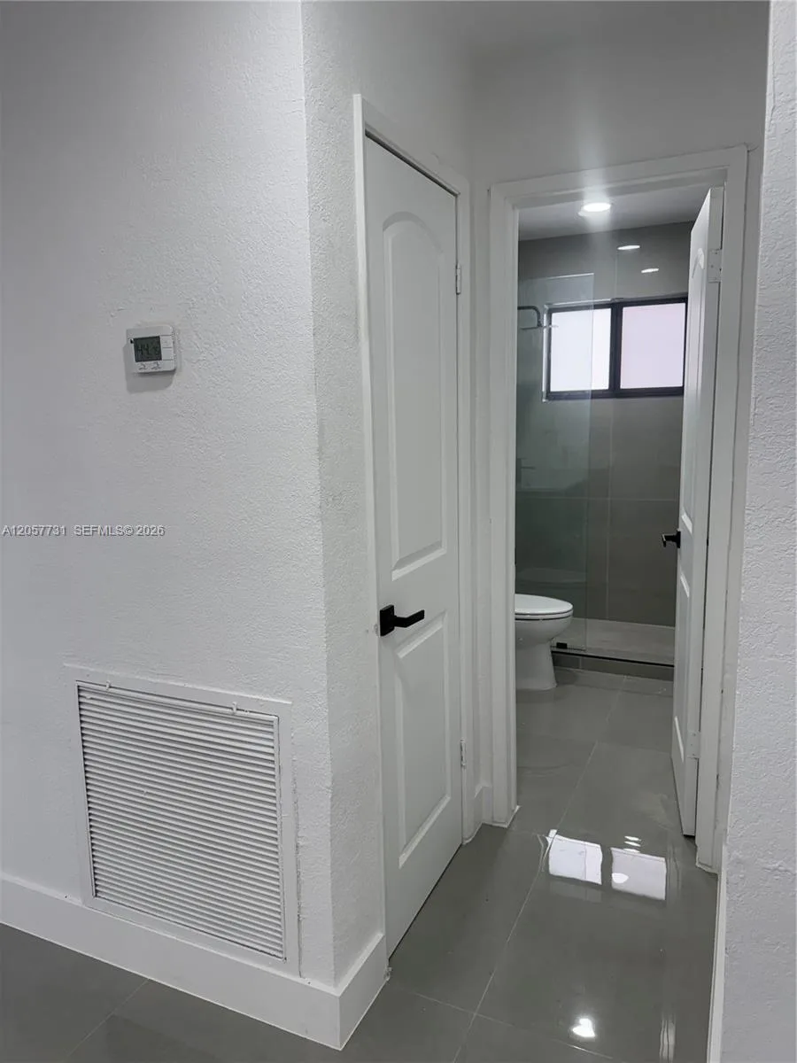 1370 SW 32nd St, Fort Lauderdale, FL 33315 photo 11