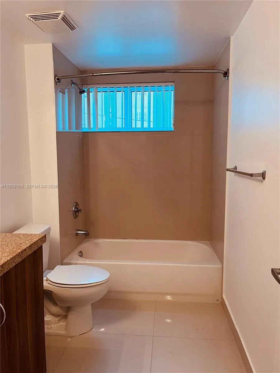 601 NE 23rd St # TH4, Miami, FL 33137 photo 11