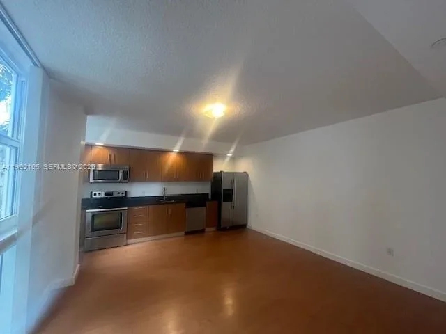 601 NE 23rd St # TH4, Miami, FL 33137 photo 9