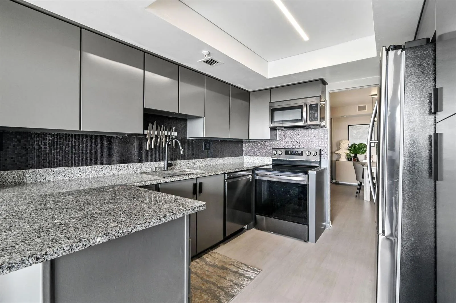 1900 Consulate Place # 1205, West Palm Beach, FL 33401 photo 13