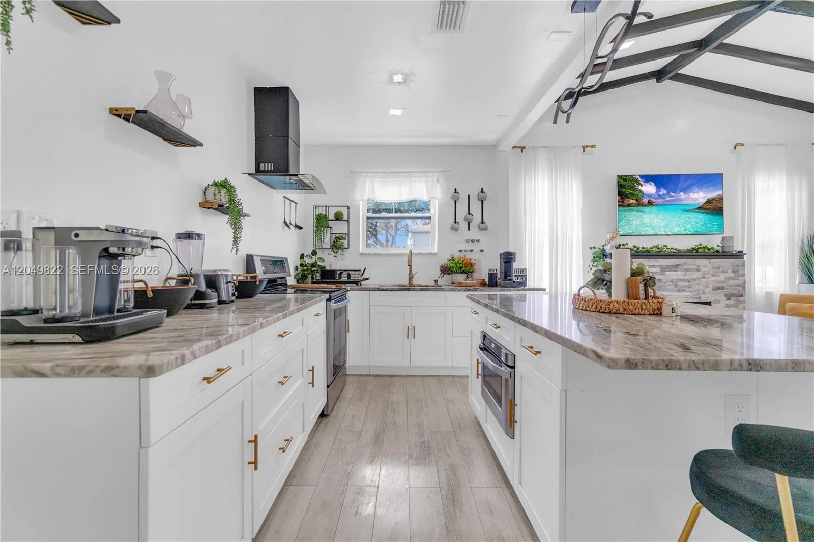 774 NW 49th St, Miami, FL 33127 photo 7