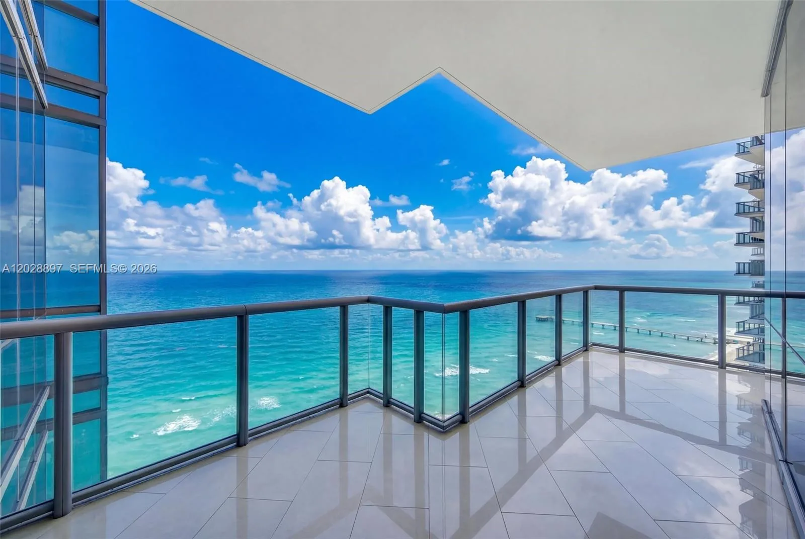 17121 Collins Ave # 2601, Sunny Isles Beach, FL 33160 photo 2