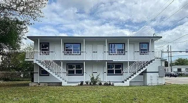 1277 NW 58th St, Miami, FL 33142