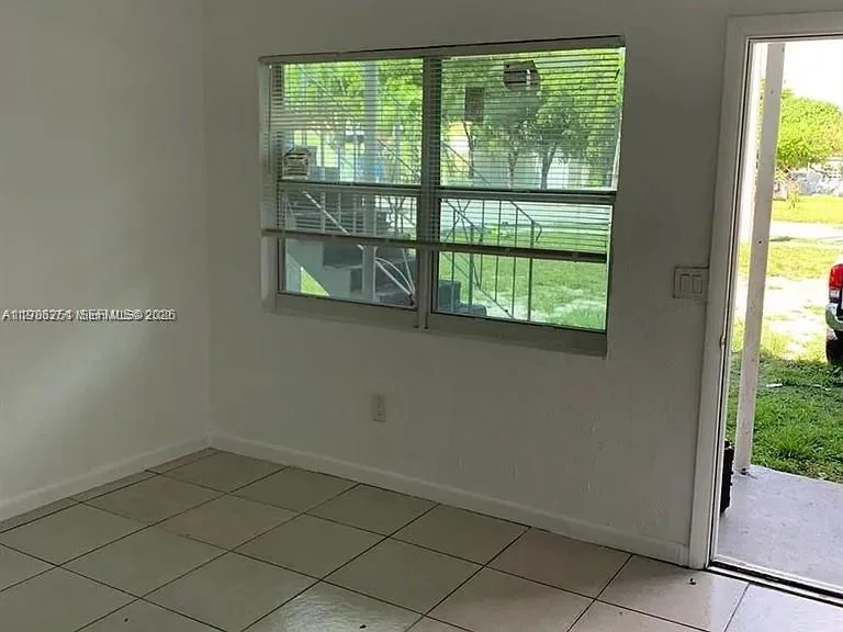 1277 NW 58th St, Miami, FL 33142 photo 4