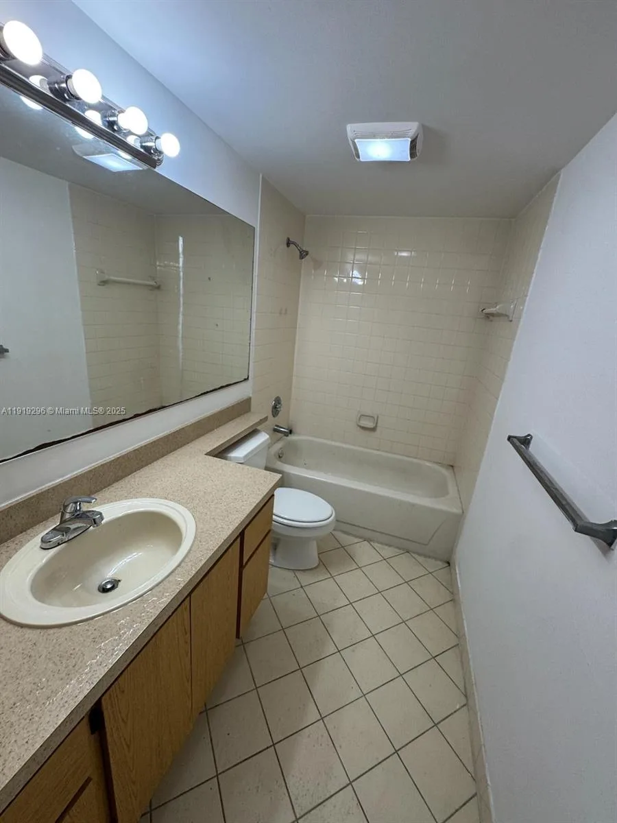 513 GREEN SPRINGS PLACE # 513, West Palm Beach, FL 33409 photo 10