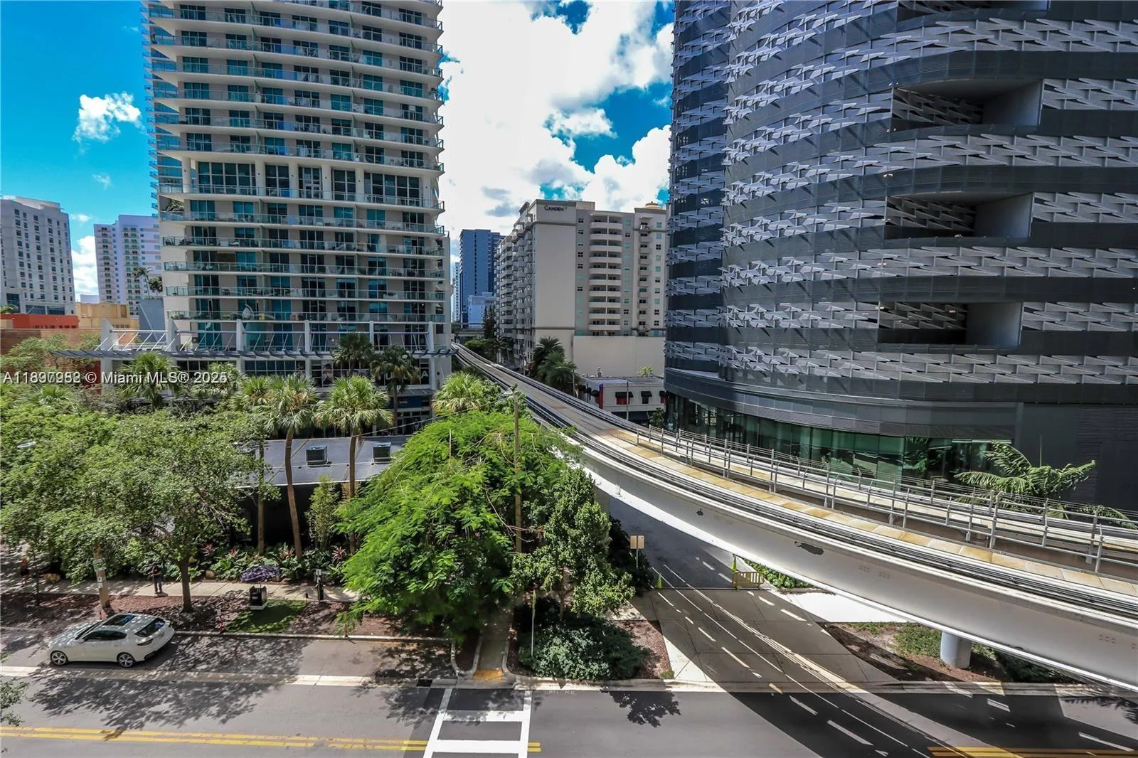 1050 Brickell Ave # 414, Miami, FL 33131 photo 11