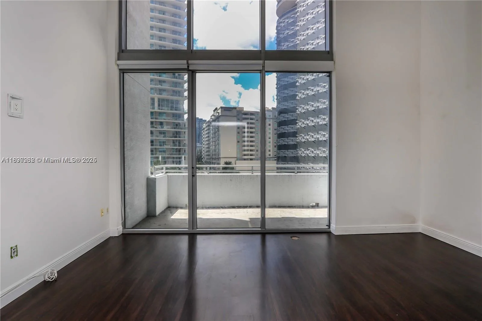 1050 Brickell Ave # 414, Miami, FL 33131 photo 4