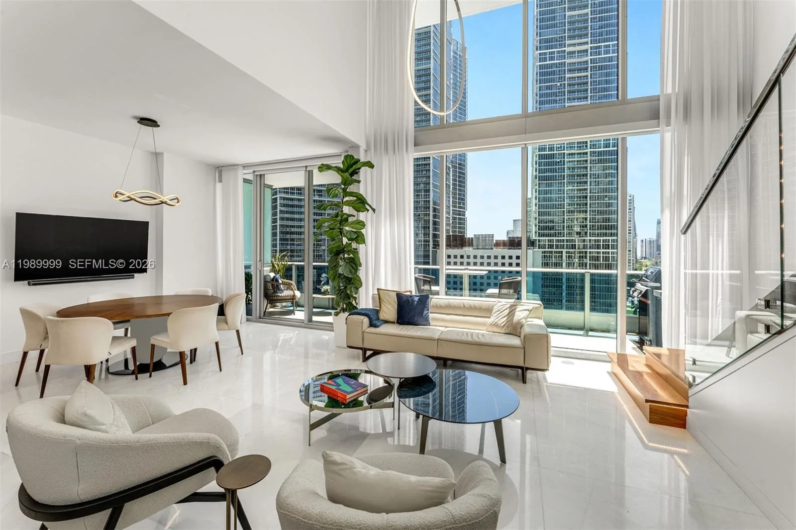 200 Biscayne Boulevard Way # 1406, Miami, FL 33131