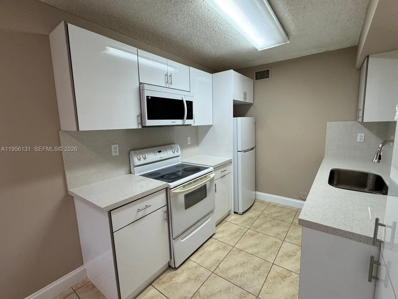 4654 NW 97th Ct # 95, Doral, FL 33178 photo 6