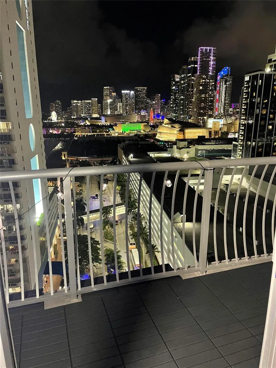 1750 N Bayshore Drive # 2106, Miami, FL 33132 photo 2