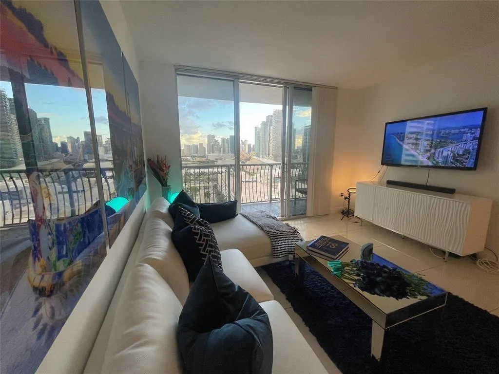 1750 N Bayshore Drive # 2106, Miami, FL 33132 photo 5