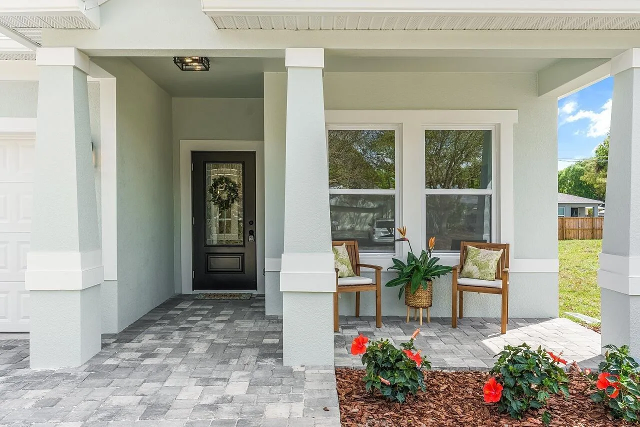 8646 100th Avenue, Vero Beach, FL 32967