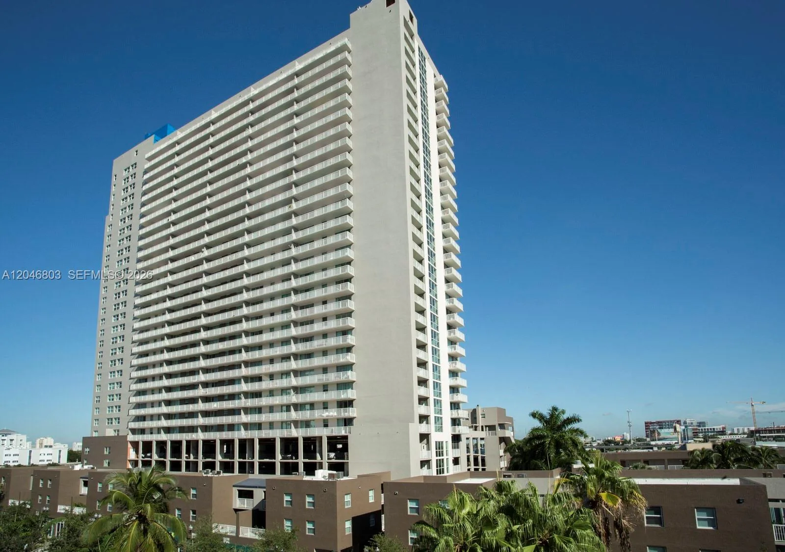 915 NW 1st Ave # H2208, Miami, FL 33136