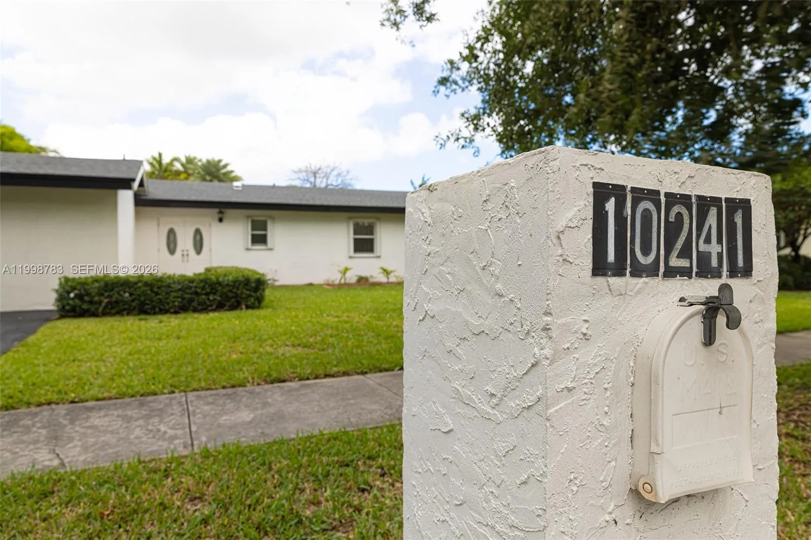 10241 SW 128th Ave, Miami, FL 33186 photo 3