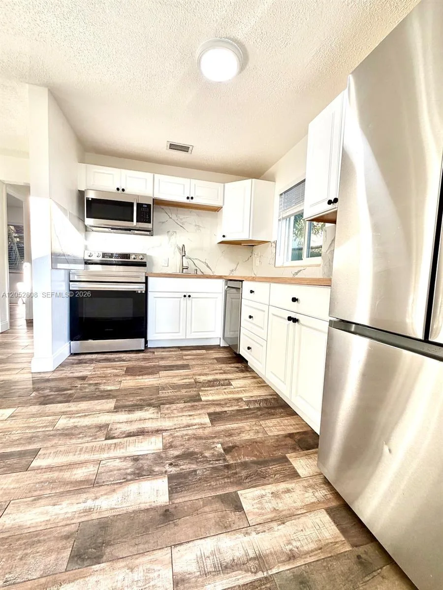 929 SW 12th Ave, Miami, FL 33130 photo 7