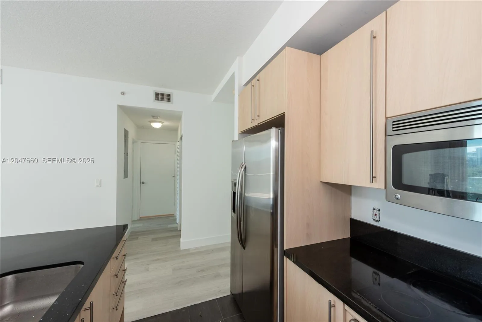 79 SW 12th St # 1105-S, Miami, FL 33130 photo 8