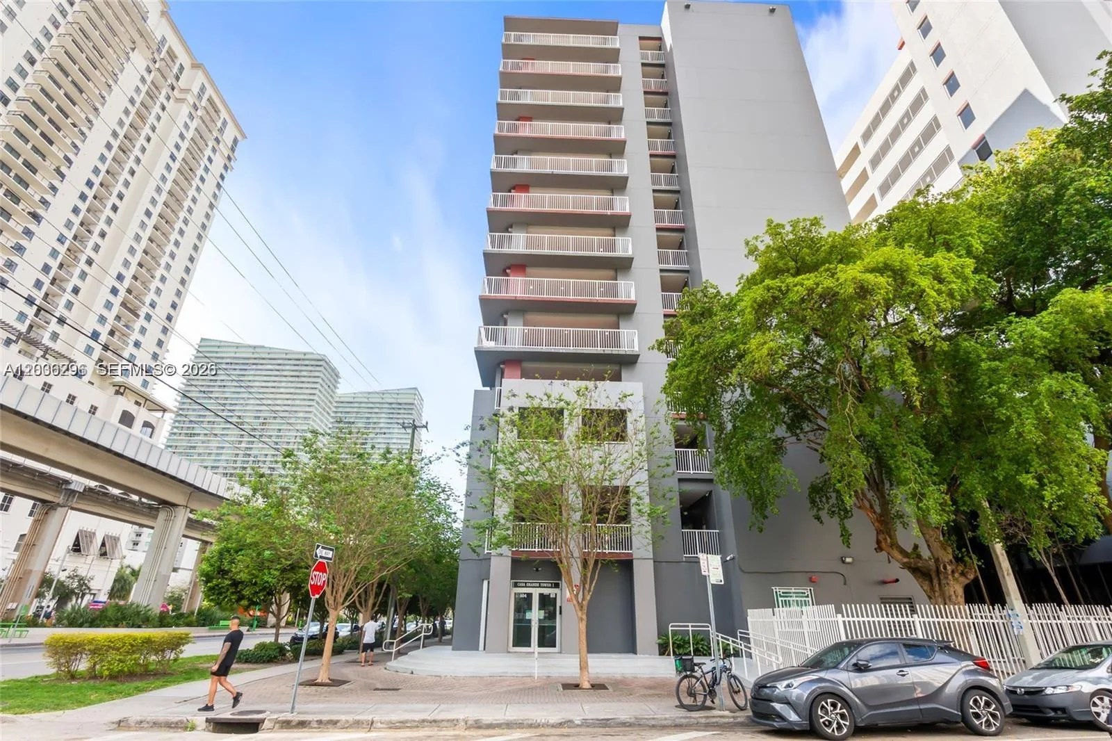 104 SW 9th St # 305, Miami, FL 33130
