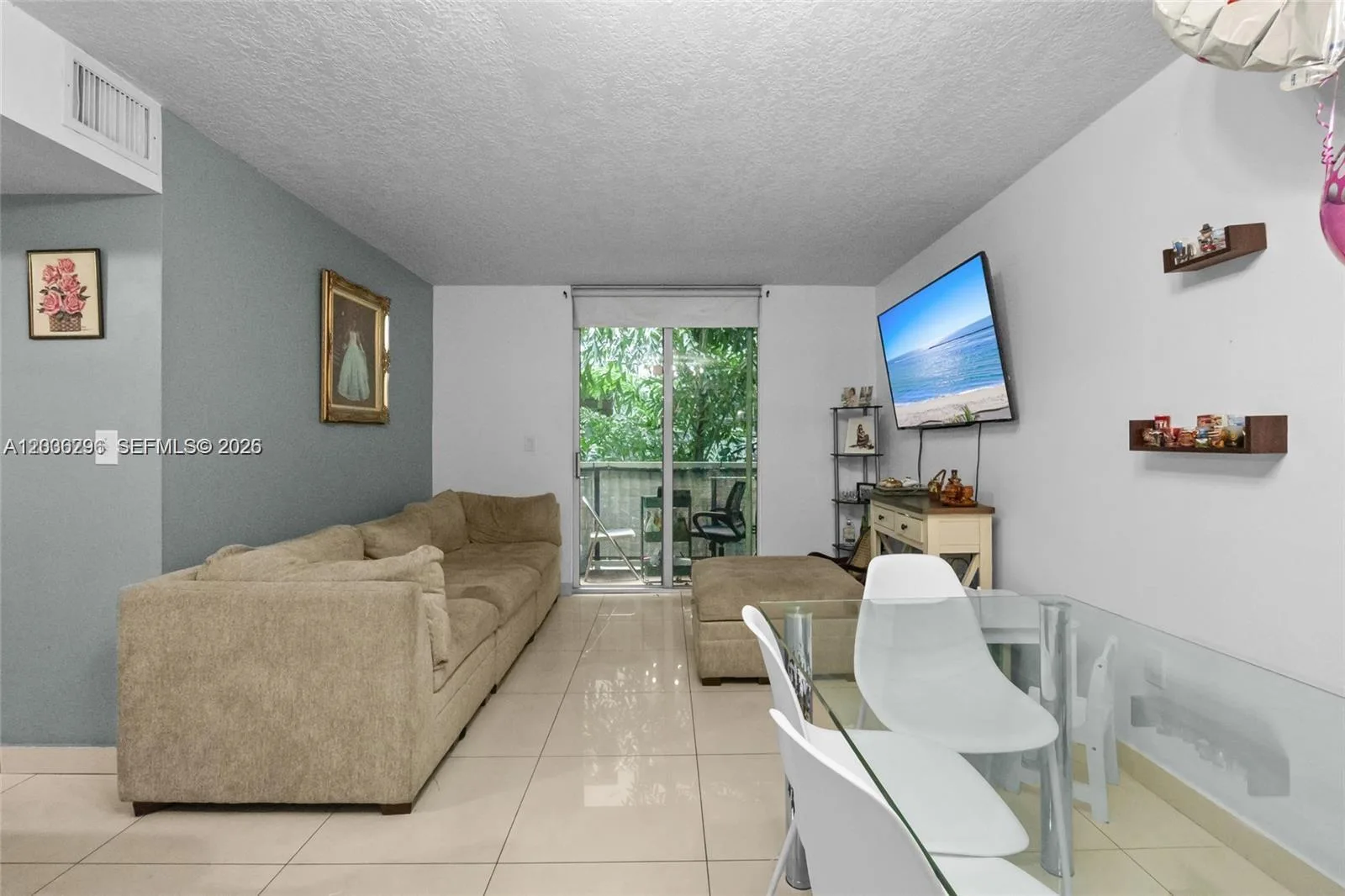 104 SW 9th St # 305, Miami, FL 33130 photo 4