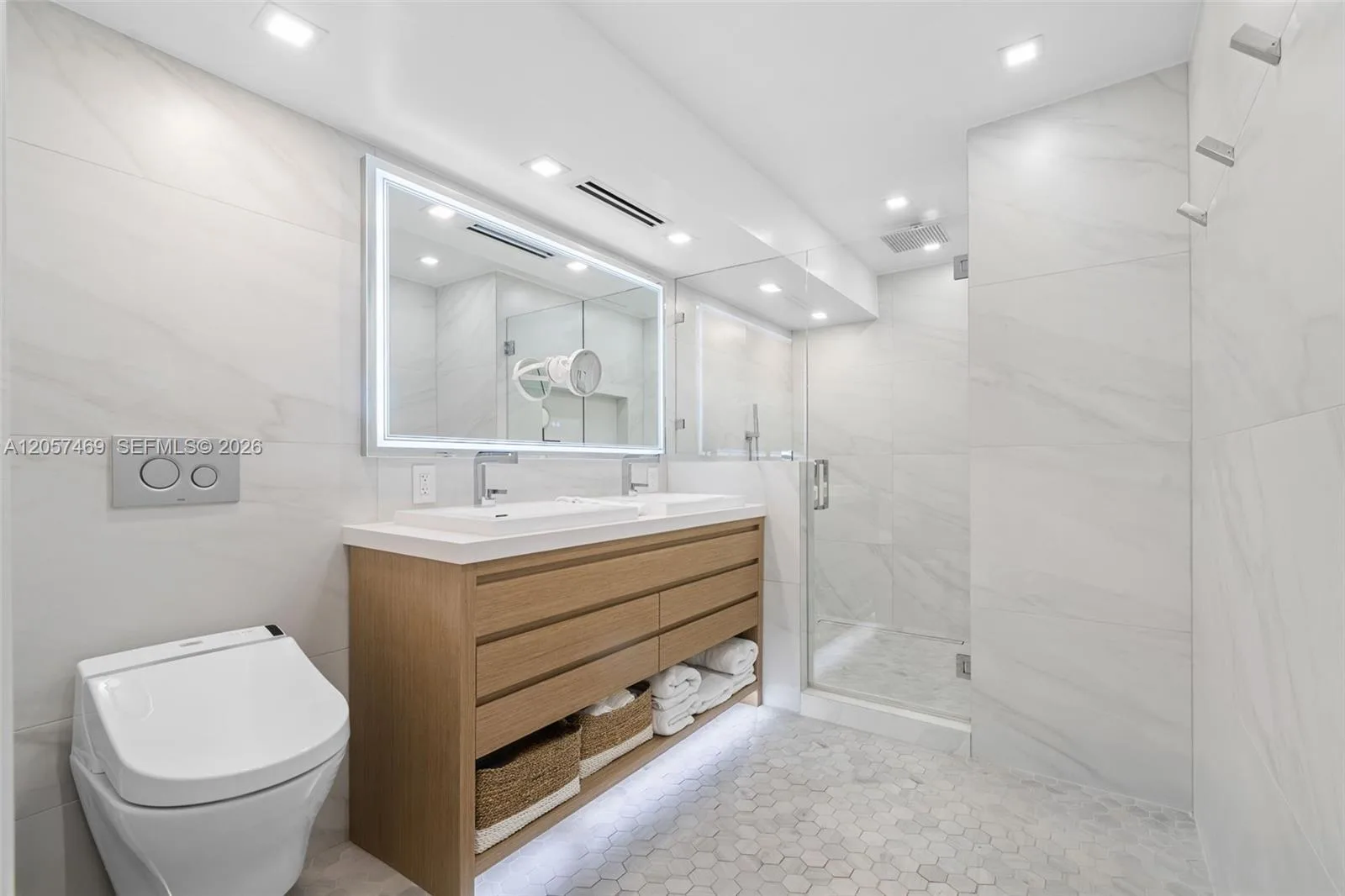 253 E Enid Dr # 57, Key Biscayne, FL 33149 photo 5