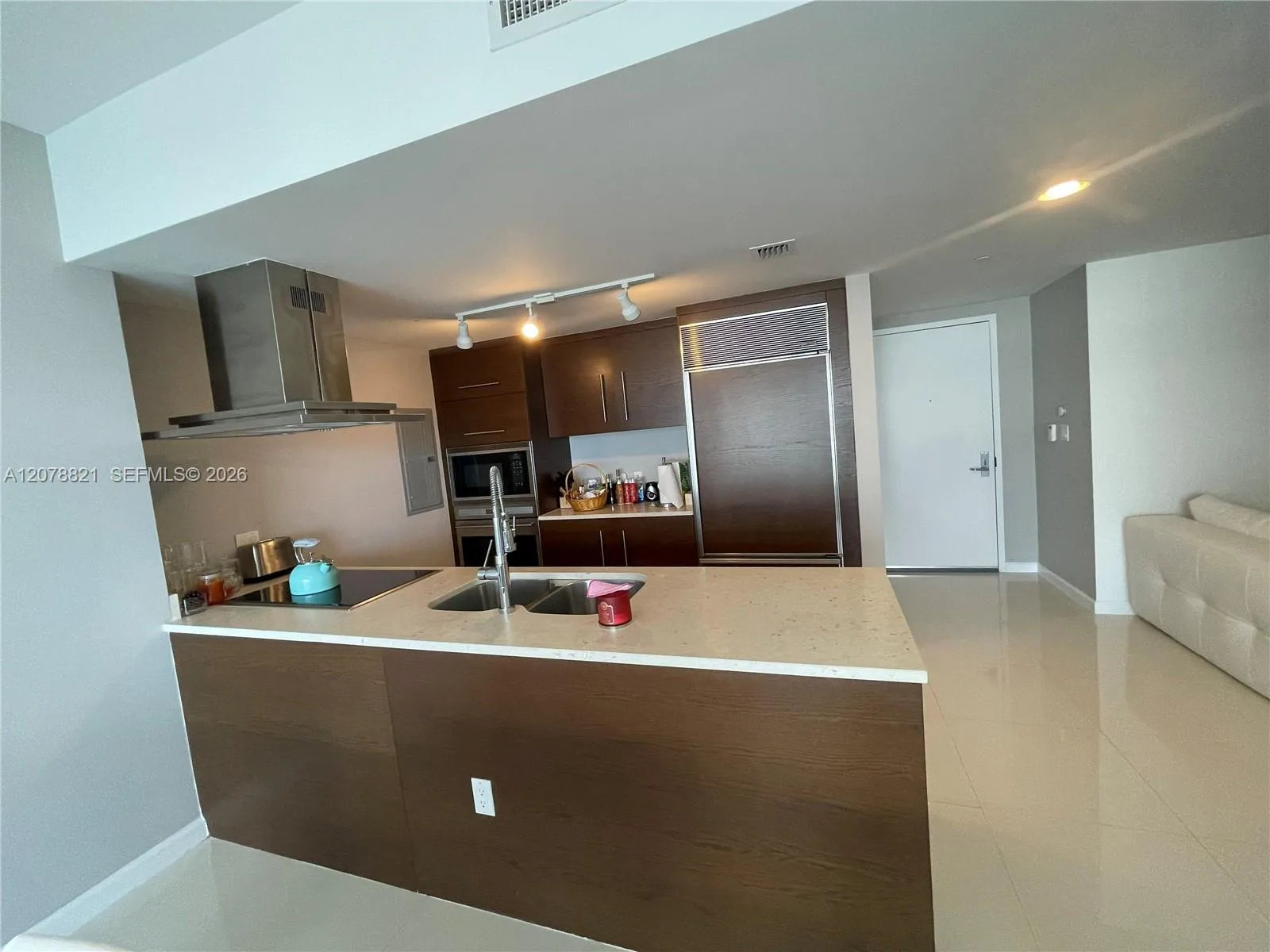 495 Brickell Ave # 1103, Miami, FL 33131 photo 4
