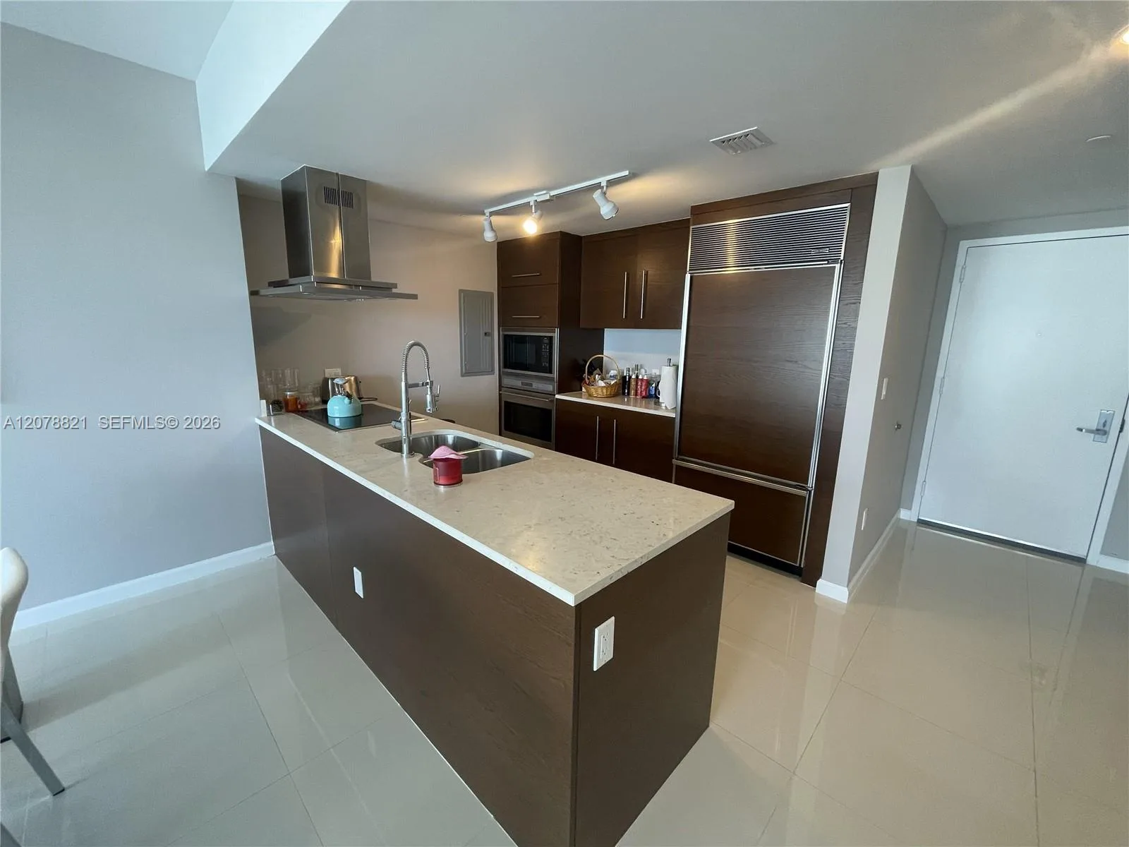 495 Brickell Ave # 1103, Miami, FL 33131 photo 5