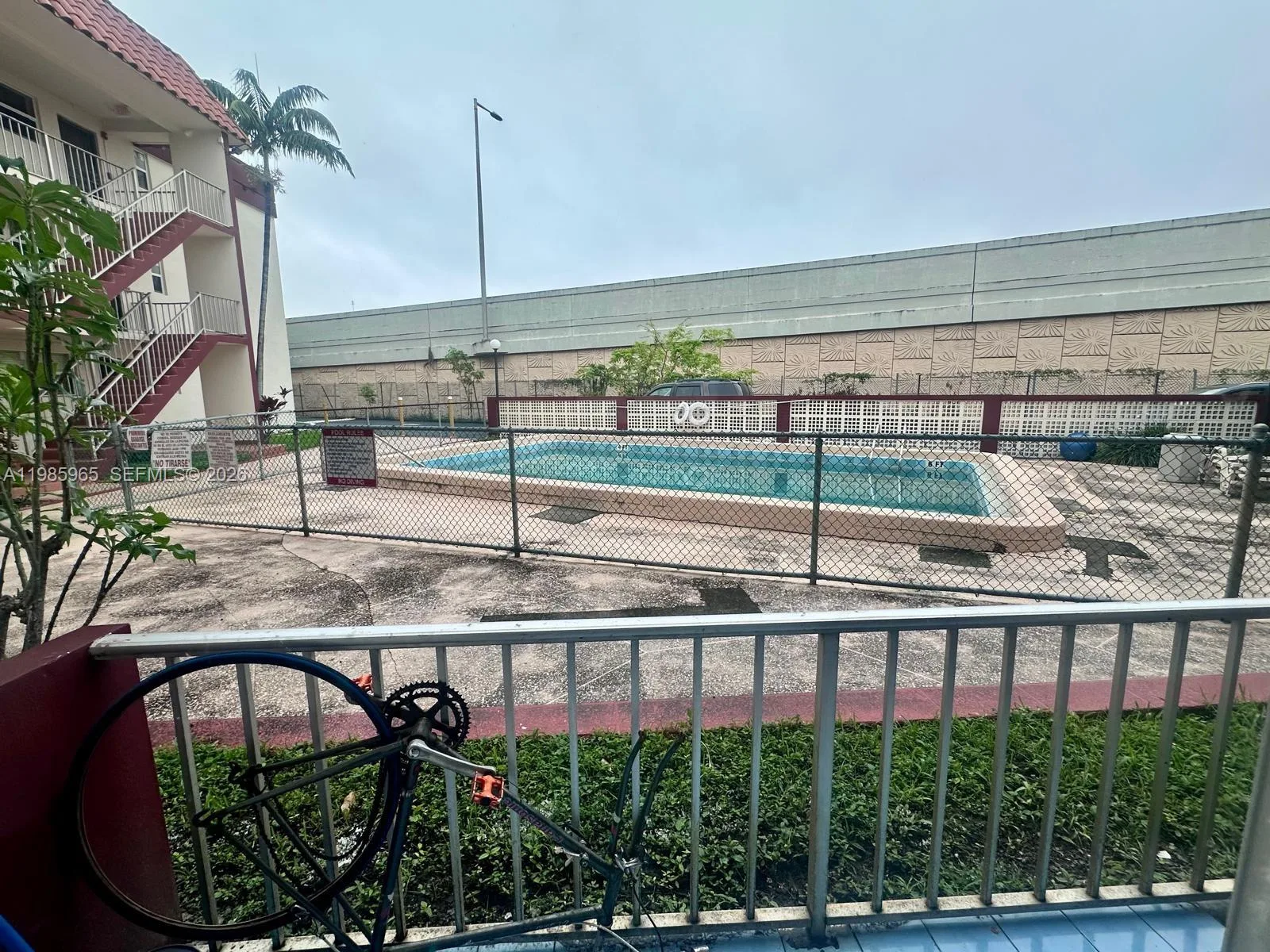 2385 NW 11th St # B16, Miami, FL 33125 photo 5