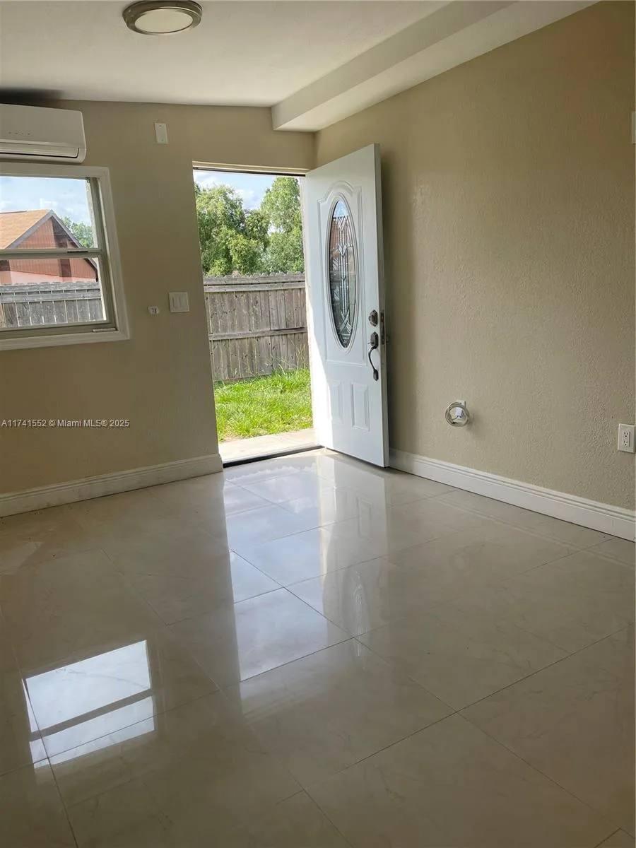 4617 Navarre Ave # B, Sebring, FL 33872 photo 3