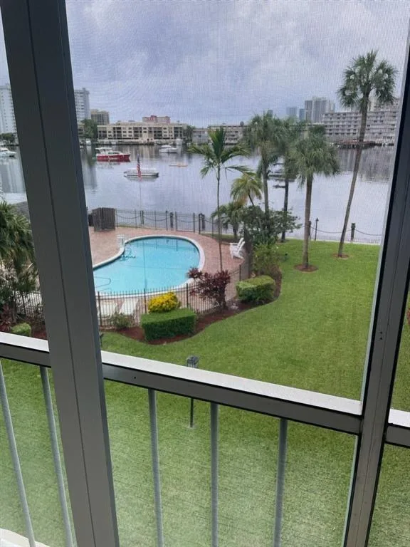 2200 Diana Drive # 315, Hallandale Beach, FL 33009