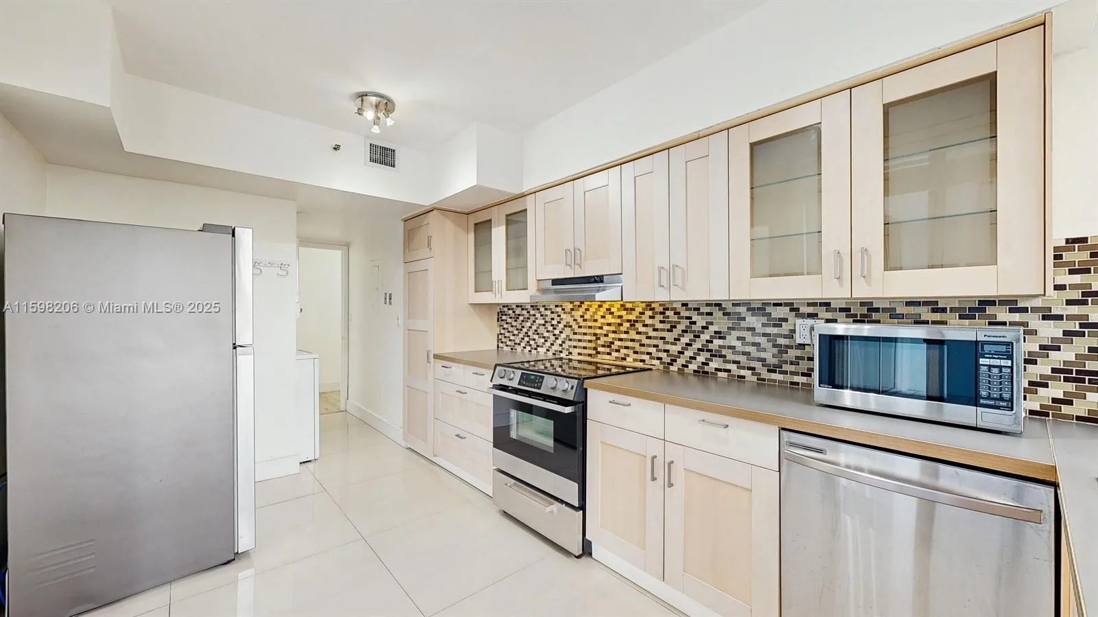 The Palace Unit B404 at 1541 Brickell Ave # B404, Miami, FL 33129 — photo 1
