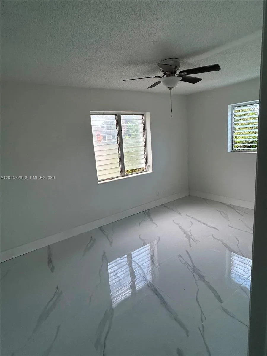 4380 SW 23rd St, Fort Lauderdale, FL 33317