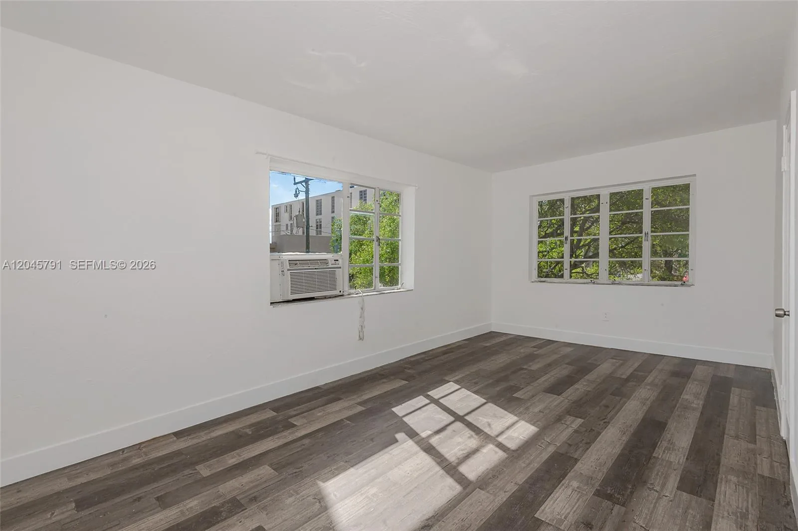 8340 Crespi Blvd # 20, Miami Beach, FL 33141 photo 3