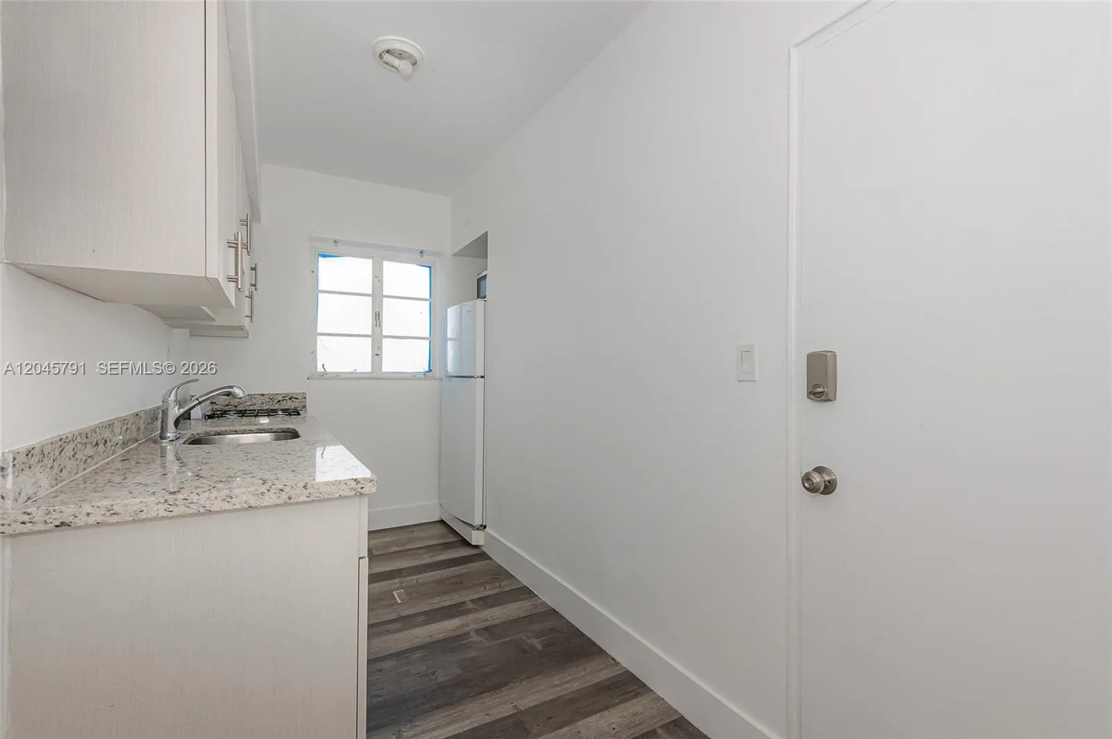 8340 Crespi Blvd # 20, Miami Beach, FL 33141 photo 4