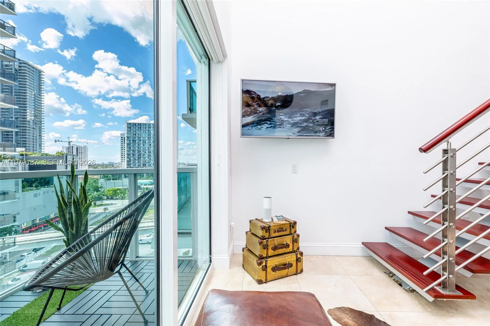 41 SE 5th St # 706, Miami, FL 33131