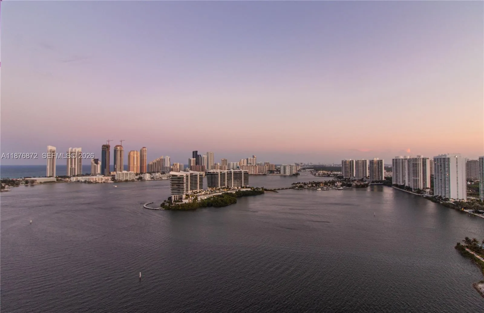 3370 NE 190 St # PH 2909, Aventura, FL 33180