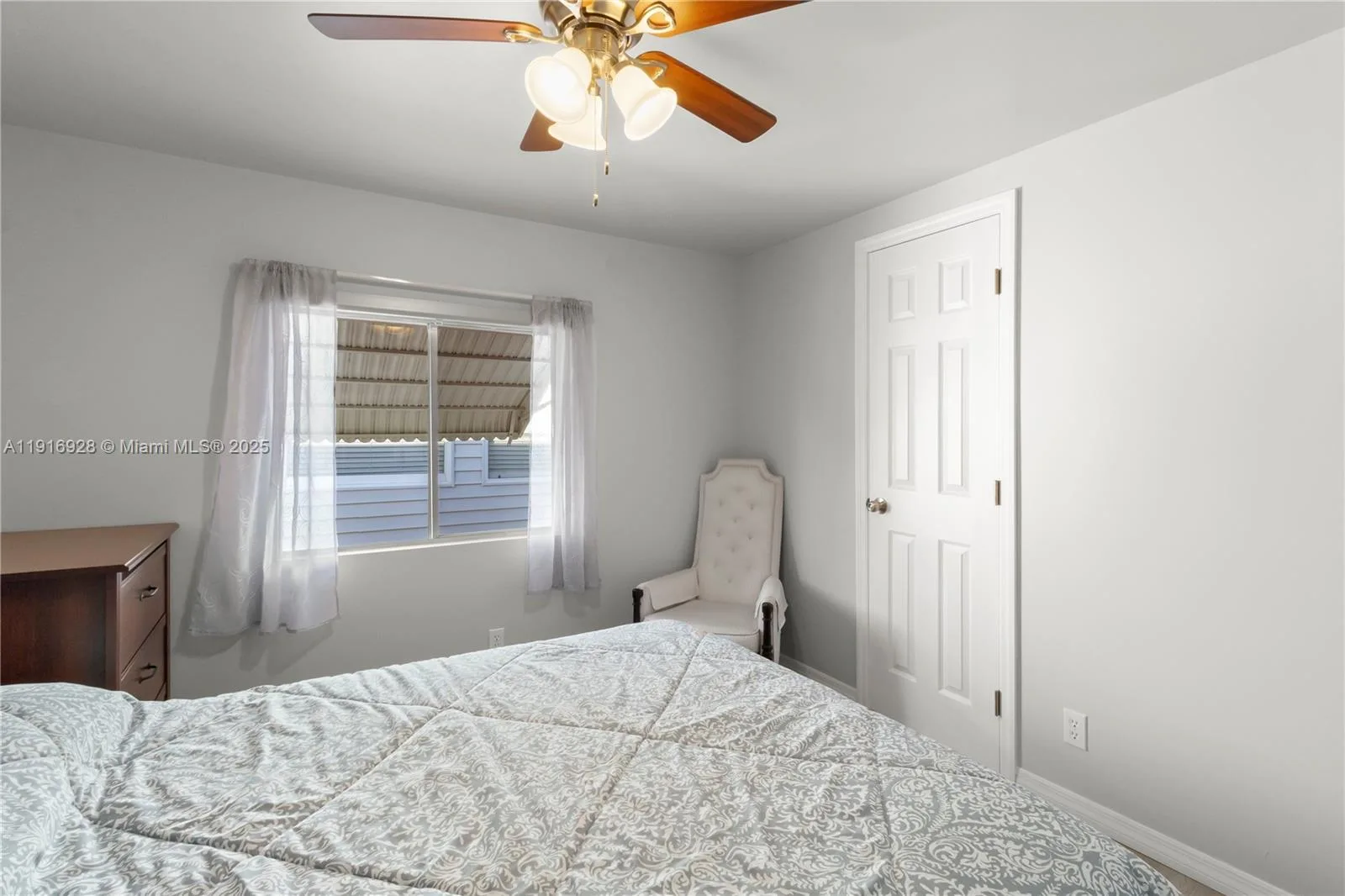 5239 NW 3rd Ave, Deerfield Beach, FL 33064 photo 13