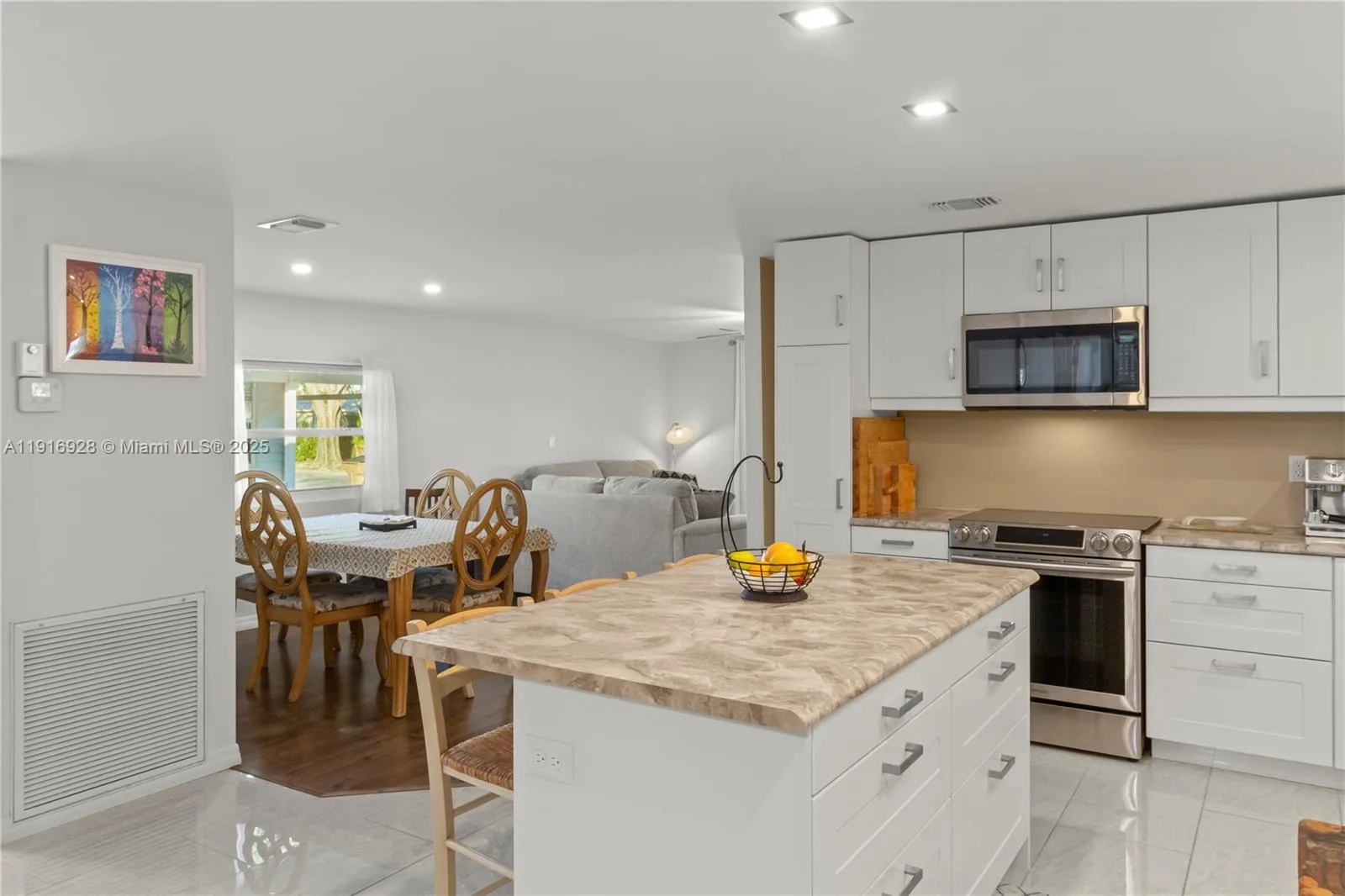 5239 NW 3rd Ave, Deerfield Beach, FL 33064 photo 3