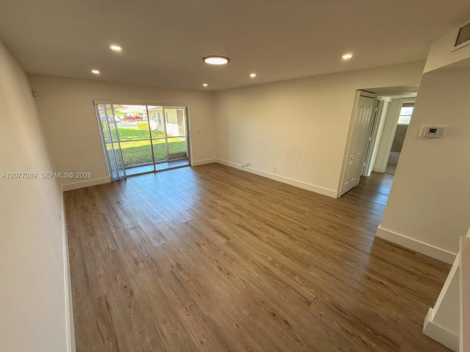9937 Three Lakes Cir # 14d, Boca Raton, FL 33428