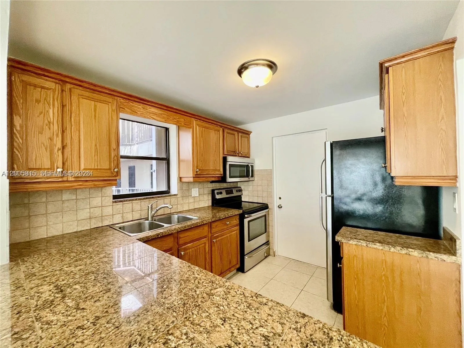 2320 S Cypress Bend Dr # 204, Pompano Beach, FL 33069 photo 2