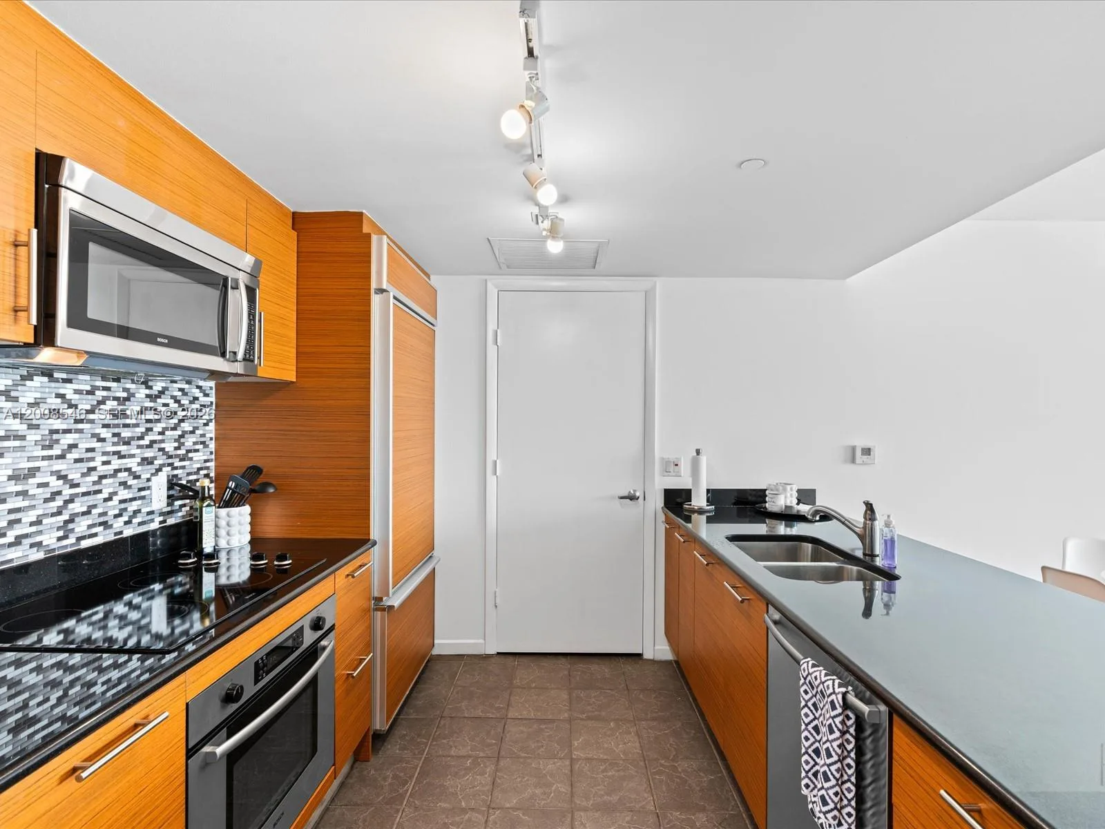 50 Biscayne Blvd # 3308, Miami, FL 33132 photo 12