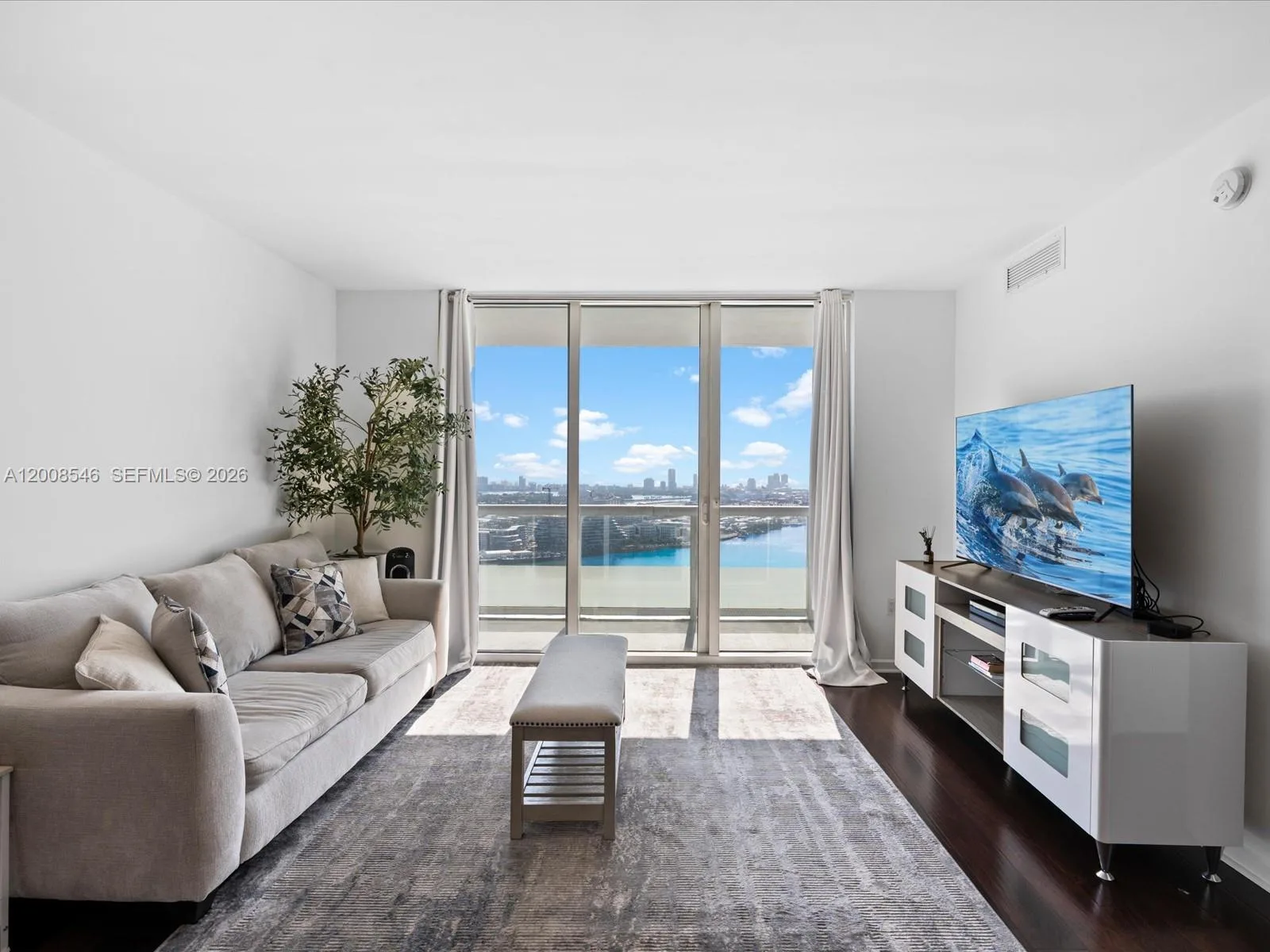 50 Biscayne Blvd # 3308, Miami, FL 33132 photo 3